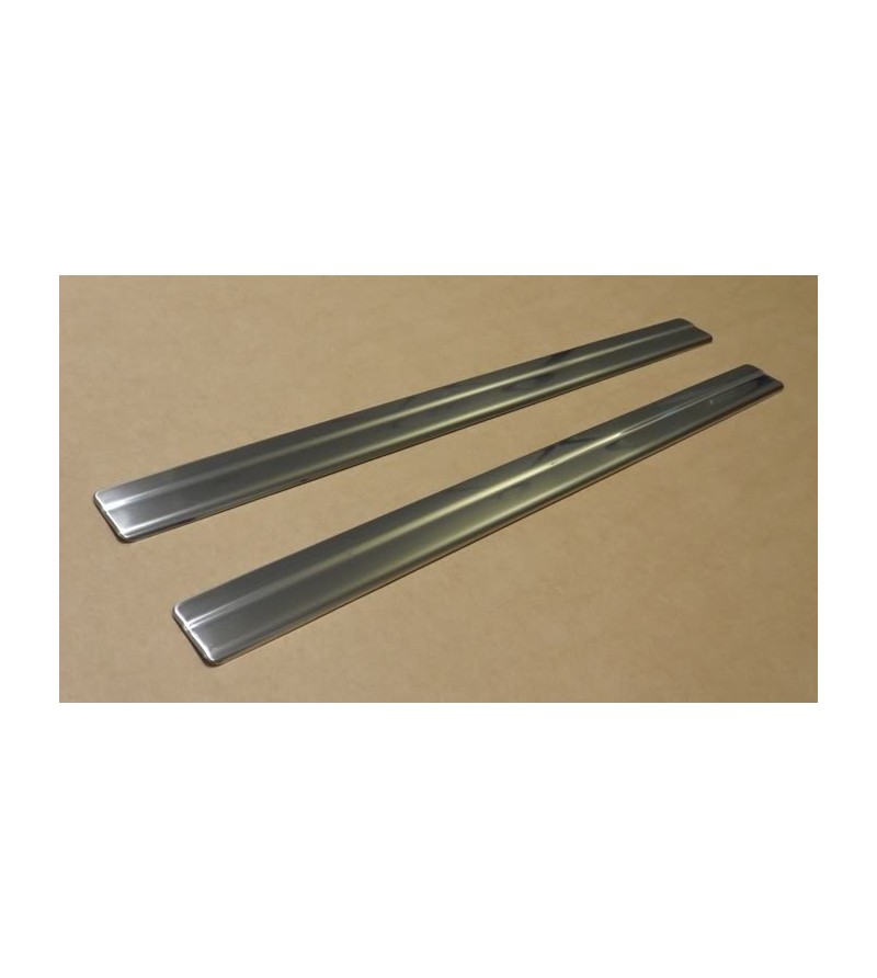 Nissan Juke 2010+ DOOR SILL COVER STEEL (set - 4) stainless - 2403120294 - Lights and Styling Nissan Juke 2010+ DOOR SILL COVER STEEL (set - 4) stainless - 2403120294 - Lights and Styling