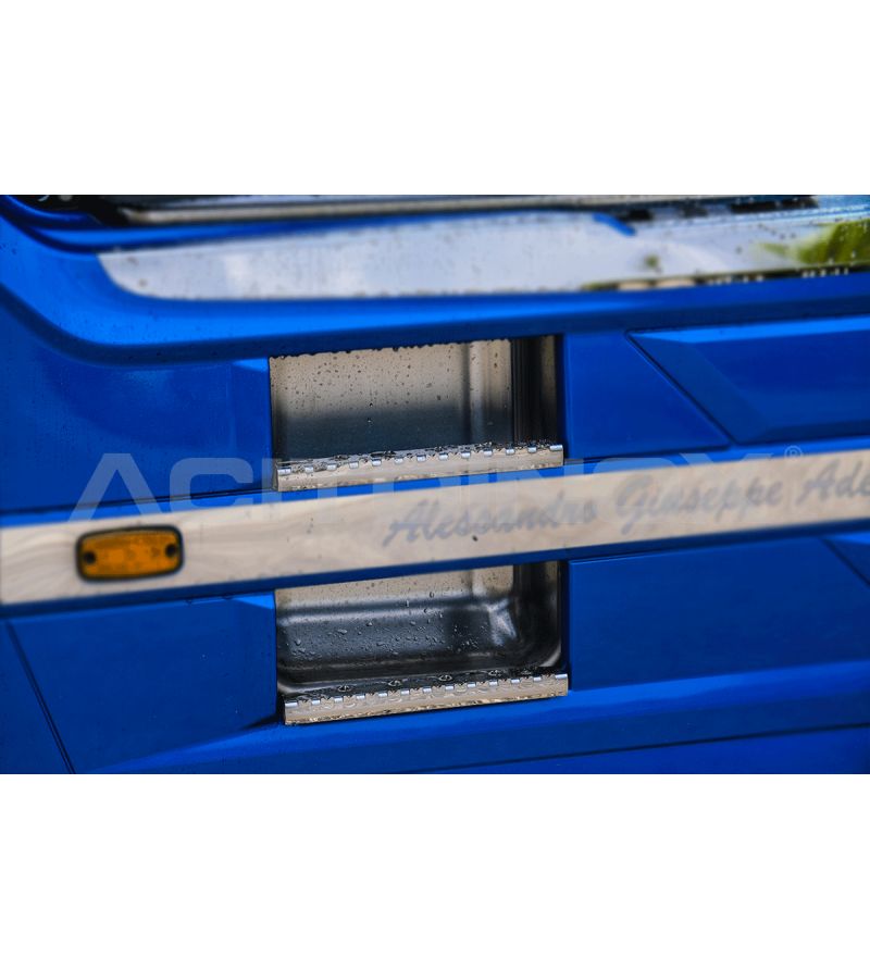 DAF XF/XG/XG+ Skirt Step covers - AP016DXG+ - Lights and Styling