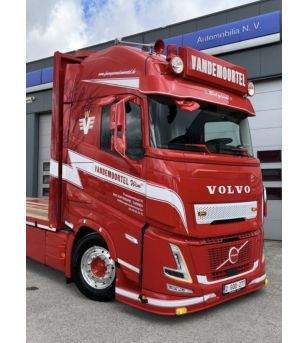 Dagsljus - L&S - Position ljus - Växlingsbar - Vit/Bärnsten - 4 Blixtmönster - 24V - Set - Volvo - FH - 2021+