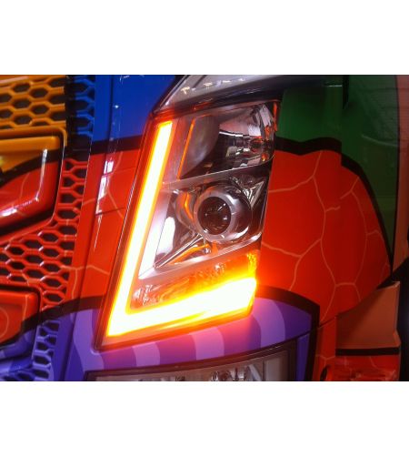 Dagsljus - Matronics - DRL - Enfärgad - Vit/Bärnsten - 24V - Set om 4 - Volvo - FH - 4 - 2015-2020