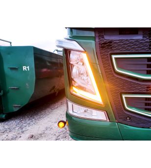 Dagsljus - Matronics - DRL - Enfärgad - Vit/Bärnsten - 24V - Set om 4 - Volvo - FH - 4 - 2015-2020