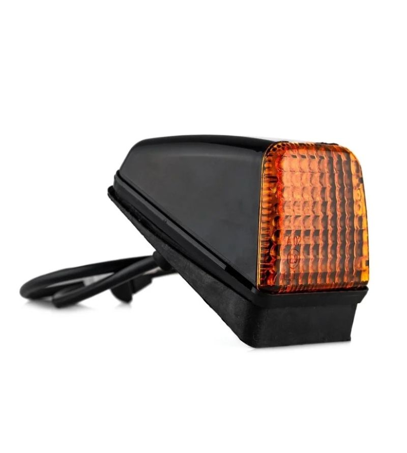 Taklampa - L&S - Volvo-Style - Bärnsten - 12V-24V Taklampa - L&S - Volvo-Style - Bärnsten - 12V-24V