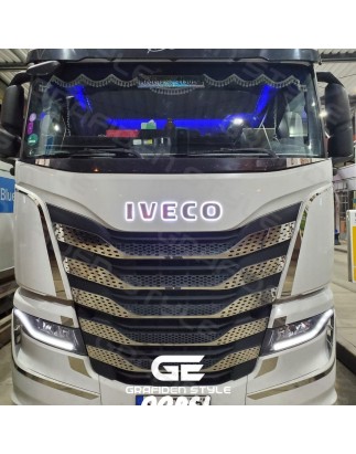 Logobelysning - Grafiden Style - Höjd 11.6cm - Vit/Bärnsten/Röd/Grön/Blå - 12V-24V - Iveco - S-Way - 2025+