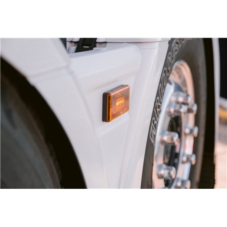 Spatbord strings - TruckStyle Sweden - Scania Style XL - Voor originele markeerlichten - Wit - Voor originele markeerlichten - S