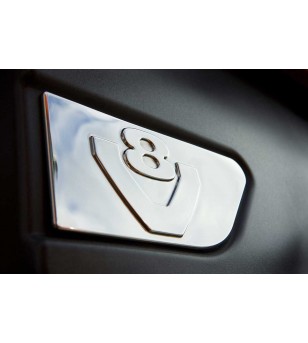 Scania L - V8 LOGO SIDE BADGES - A693509864 - Stainless / Chrome accessories - Verstralershop