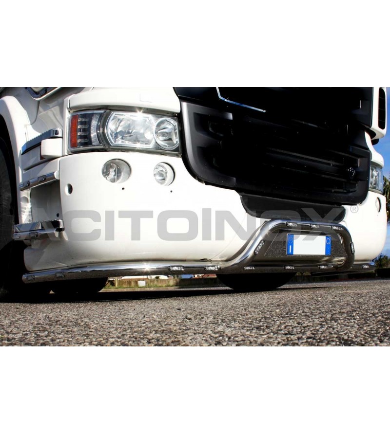 Scania R CENTRAL BUMPERBAR WITH LICENSE PLATE HOLDER 60 - 086S - Bullbar / Lightbar / Bumperbar - Verstralershop Scania R CENTRAL BUMPERBAR WITH LICENSE PLATE HOLDER 60 - 086S - Bullbar / Lightbar / Bumperbar - Verstralershop