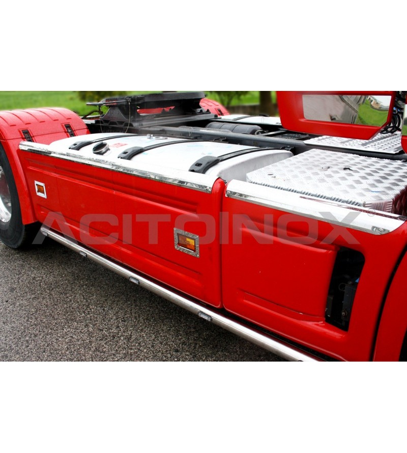 Inox-Teile - Acitoinox - Profile Seitenteil - Top - Scania - L series - 2004-2015 Inox-Teile - Acitoinox - Profile Seitenteil - Top - Scania - L series - 2004-2015