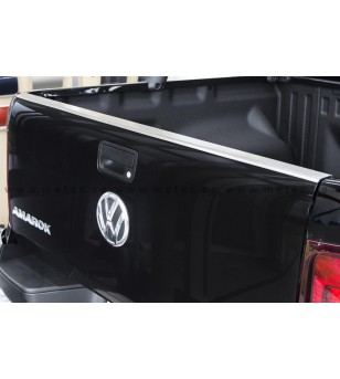 https://www.lightsandstyling.com/84192-home_default/vw-amarok-11-cargo-bed-protector-protector-edge-of-tailgate.jpg