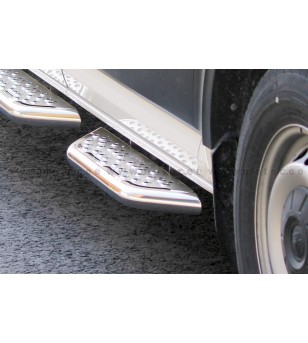 VW CRAFTER 17+ RUNNING BOARDS VAN TOUR front door - 840014 - Sidebar / Sidestep - Verstralershop