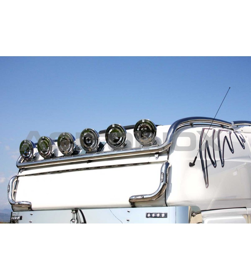 SCANIA ROOF LIGHT BAR LONG VERSION - 004S - Roofbar / Roofrails - Verstralershop SCANIA ROOF LIGHT BAR LONG VERSION - 004S - Roofbar / Roofrails - Verstralershop