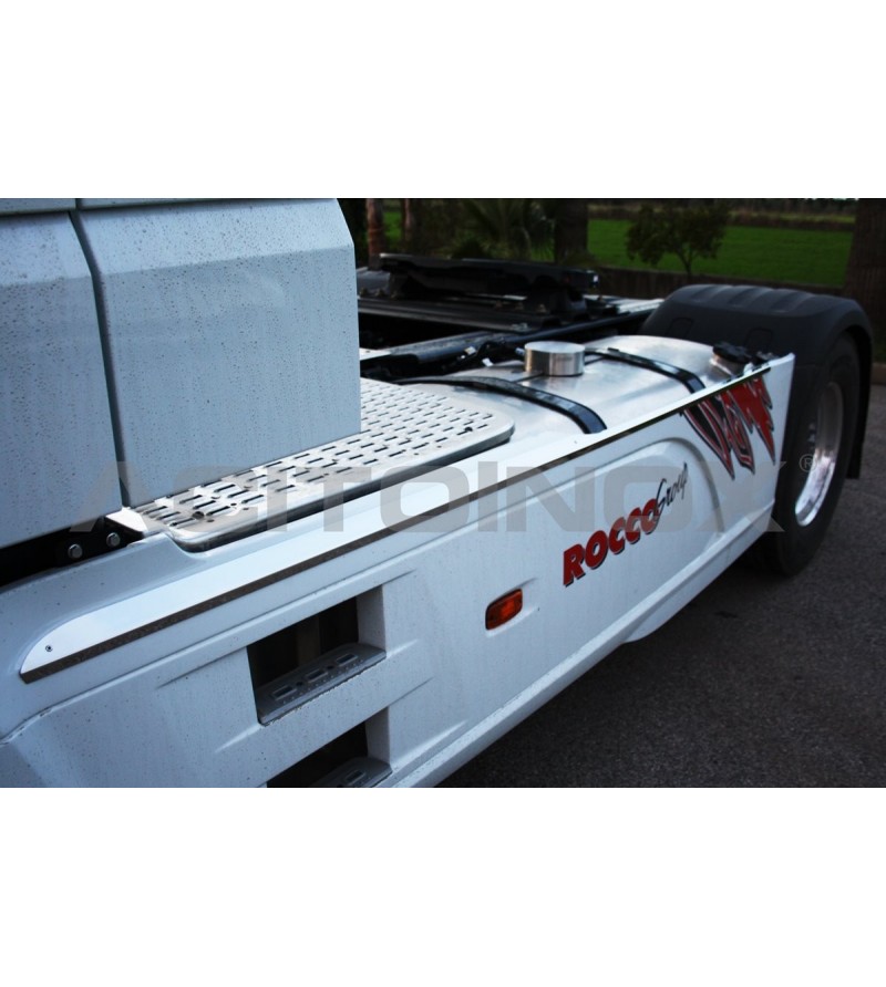 DAF XF 106 Pair Skirt Cover - 025DXF106 - Stainless / Chrome accessories - Verstralershop DAF XF 106 Pair Skirt Cover - 025DXF106 - Stainless / Chrome accessories - Verstralershop