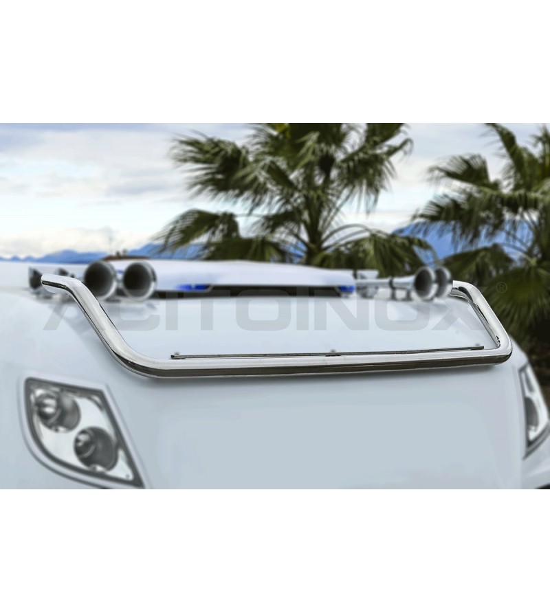 DAF XF 105, XF 106 Roof Light Bar - Short Version - 028DXF106 - Roofbar / Roofrails - Verstralershop DAF XF 105, XF 106 Roof Light Bar - Short Version - 028DXF106 - Roofbar / Roofrails - Verstralershop
