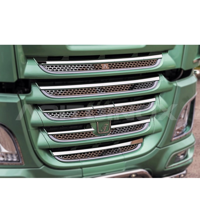 DAF XF 106 Grill Covers - Honingraat Design - 005DXF106 - Grille - Verstralershop