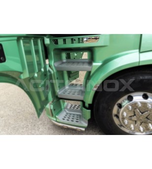 DAF XF 106 cover steps (8 pcs) - 019DXF106 - Stainless / Chrome accessories - Verstralershop