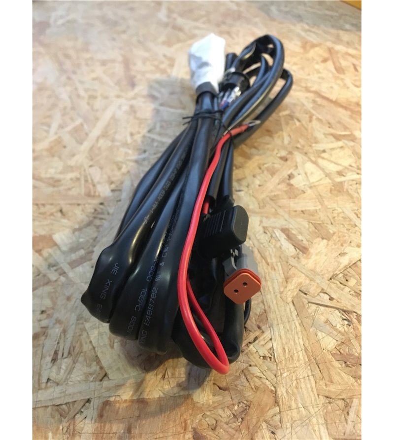 Kabelsatz - Angry Moose - 1 Lamp - Inkl. Schalter - 2 Pins - Deutsch DT - 12V