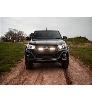 Hilux Challenger 2017- Lazer LED Grille Kit - GK-HILUX-02K