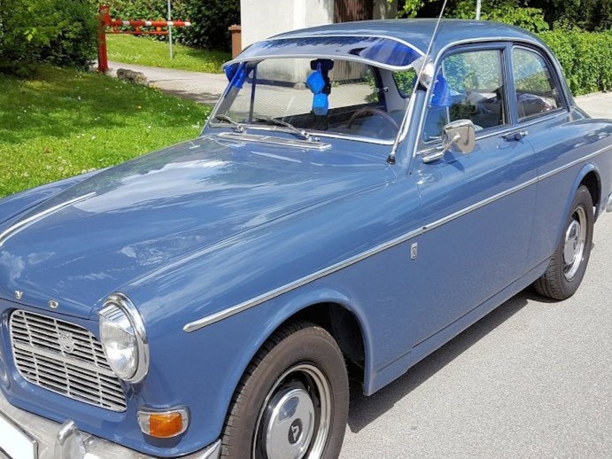 Sun visor car